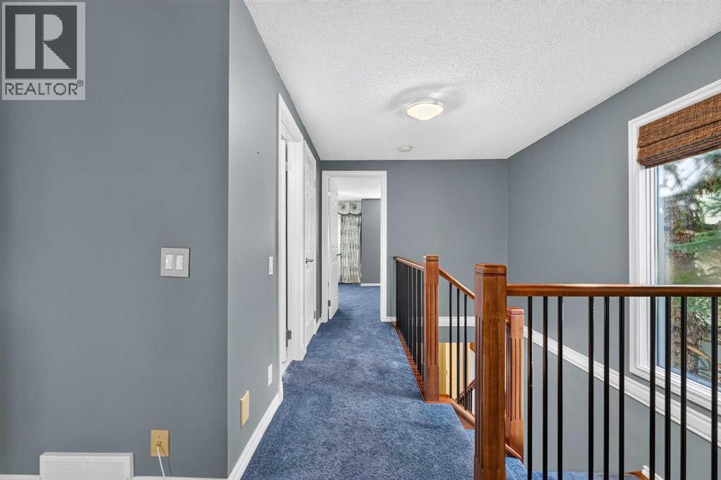 135 Point Drive NW, Calgary, Alberta  T3B 5C8 - Photo 15 - A2347387