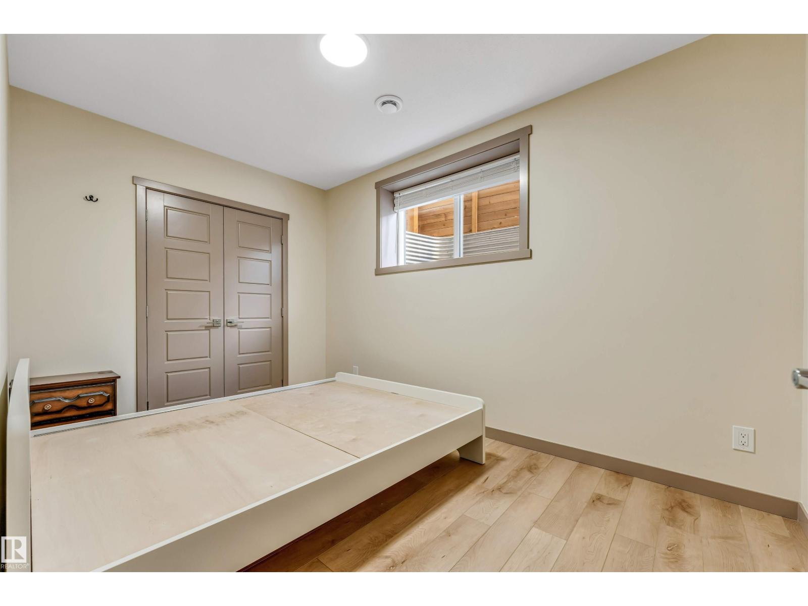 425 41 ST SW SW