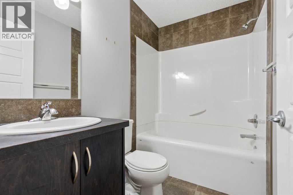 29 Redstone Common NE, Calgary, Alberta  T3N 0K3 - Photo 23 - A2347910