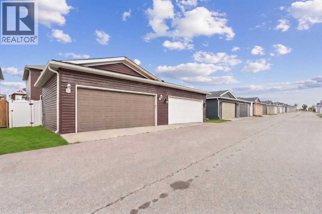 29 Redstone Common NE, Calgary, Alberta  T3N 0K3 - Photo 29 - A2347910