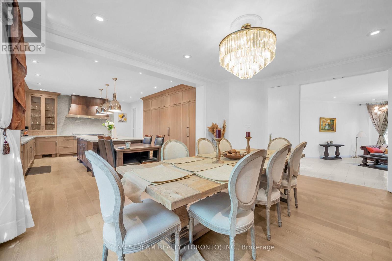 35 Penwood Crescent, Toronto, Ontario  M3B 3B1 - Photo 15 - C13865192