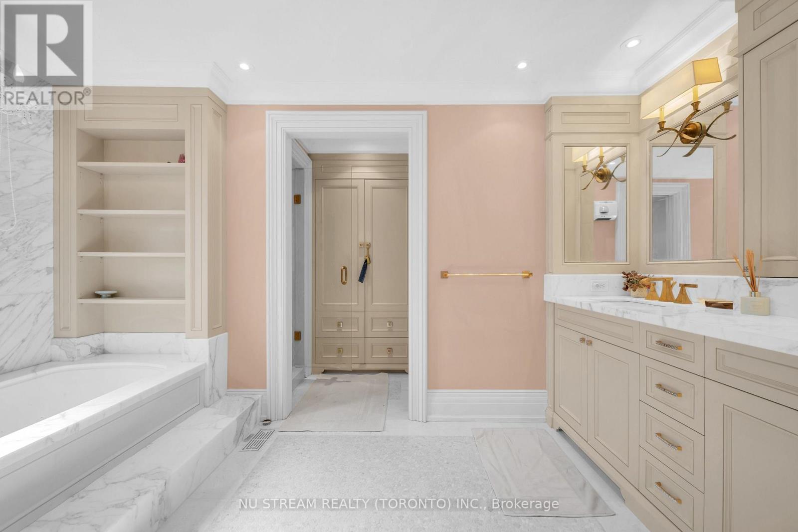 35 Penwood Crescent, Toronto, Ontario  M3B 3B1 - Photo 28 - C13865192