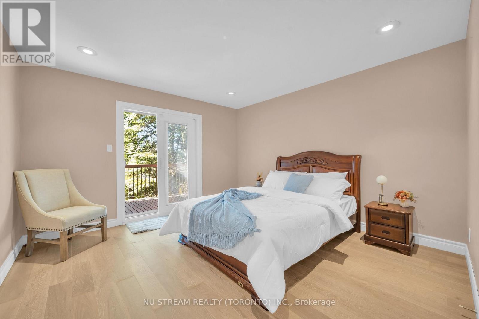 35 Penwood Crescent, Toronto, Ontario  M3B 3B1 - Photo 34 - C13865192