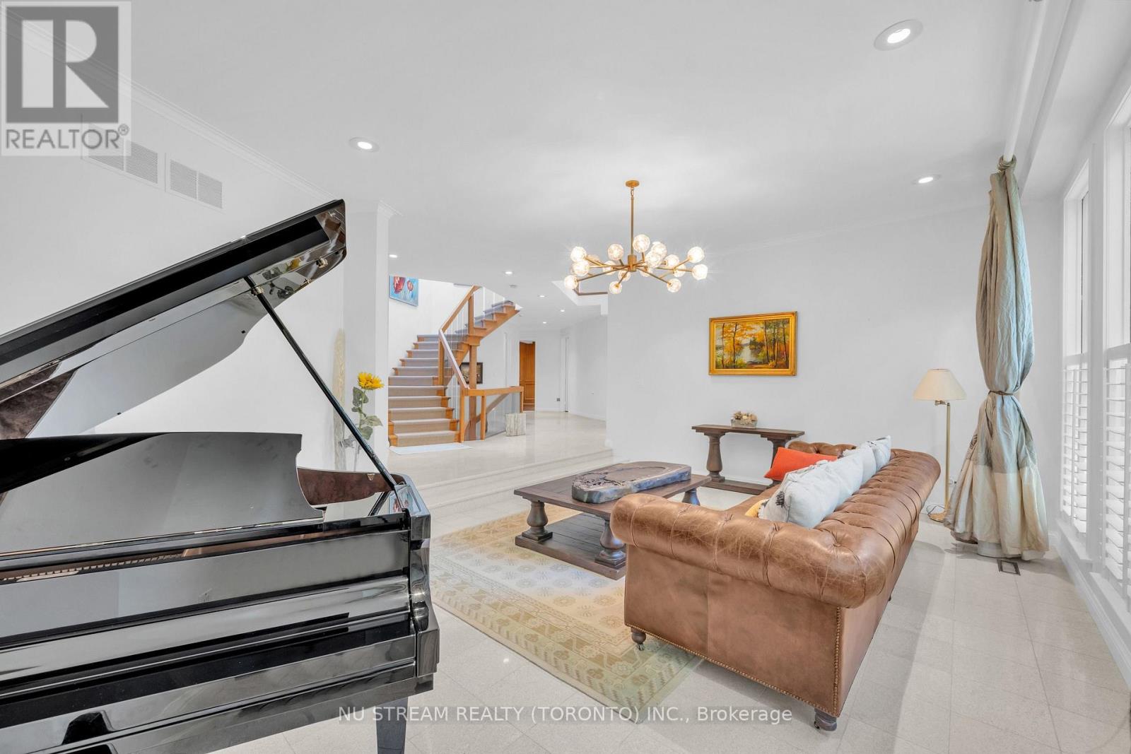 35 Penwood Crescent, Toronto, Ontario  M3B 3B1 - Photo 6 - C13865192