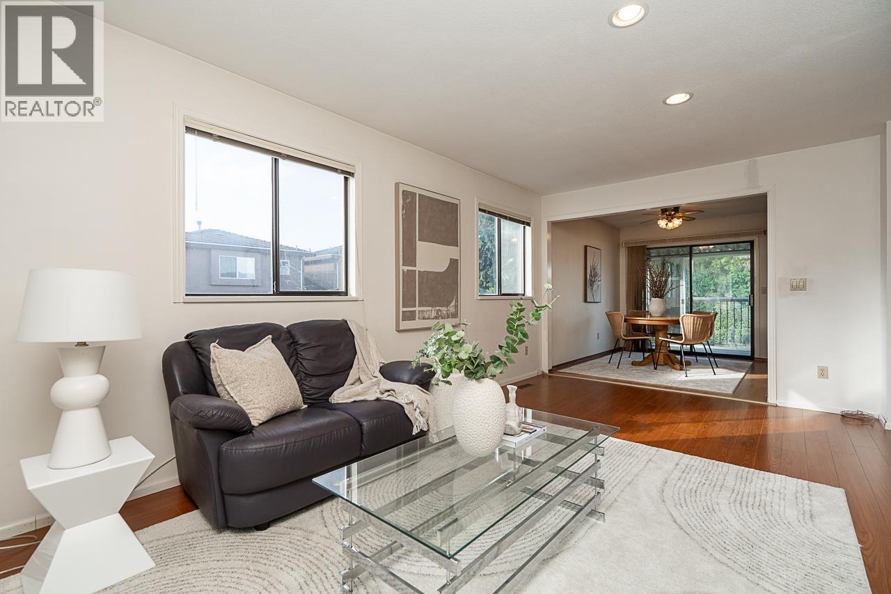 6760 Lakeview Avenue, Burnaby, British Columbia  V5E 2P4 - Photo 3 - R3172717