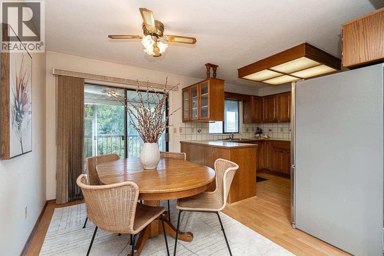 6760 Lakeview Avenue, Burnaby, British Columbia  V5E 2P4 - Photo 9 - R3172717