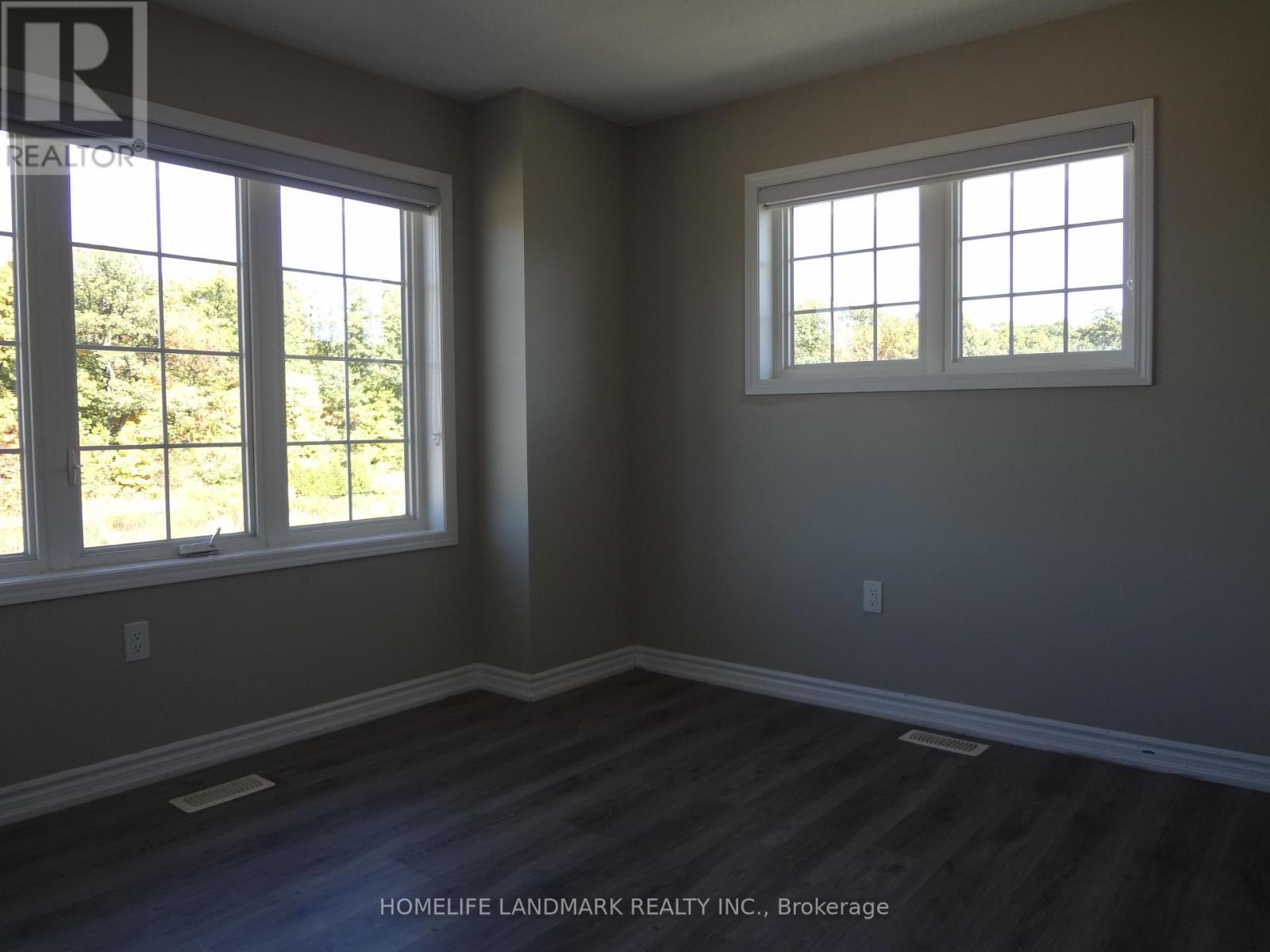 276 Polly Drive, Oakville, Ontario  L6M 1R7 - Photo 7 - W13865182