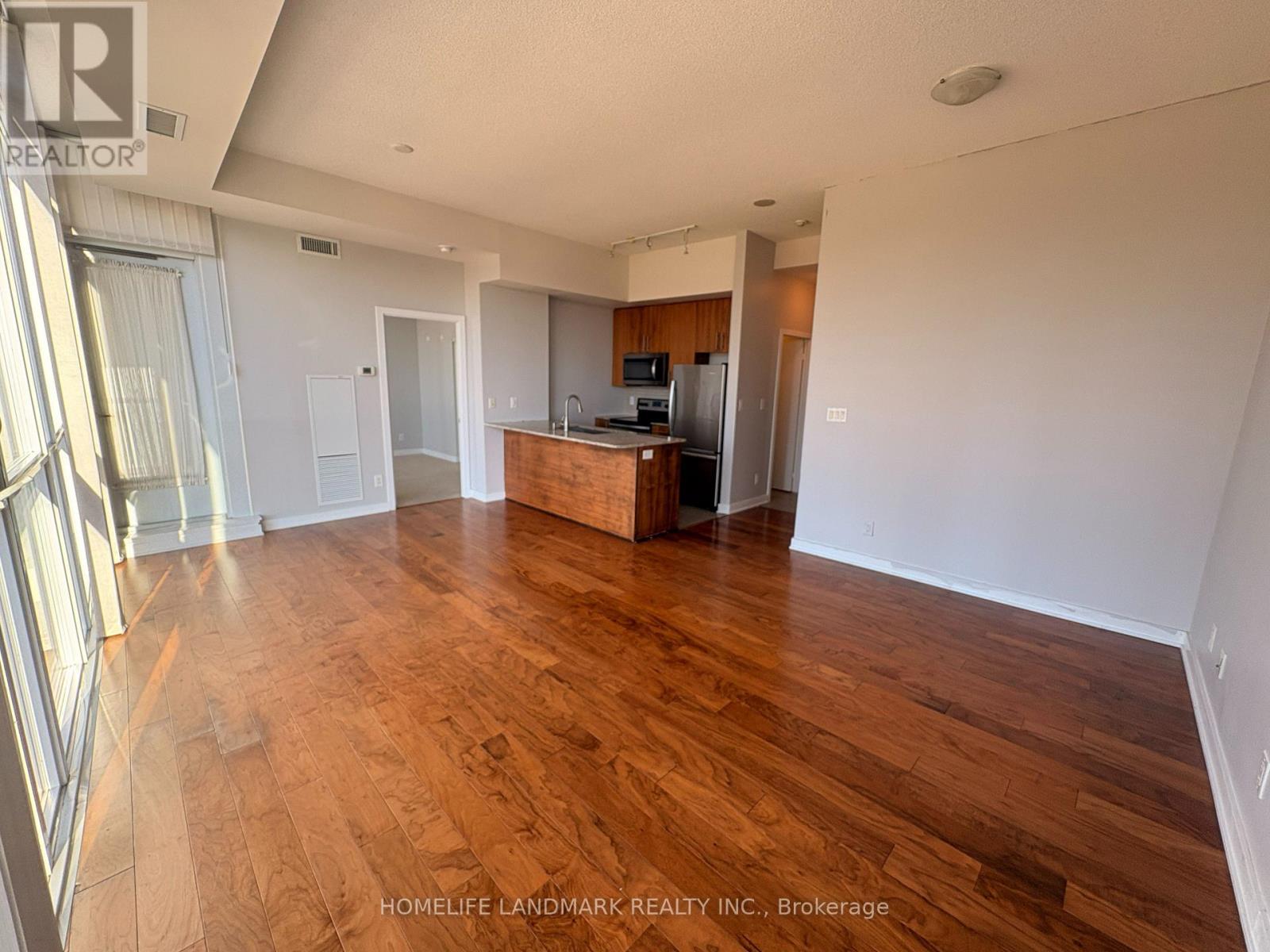 507 - 4099 Brickstone Mews, Mississauga, Ontario  L5B 0G2 - Photo 4 - W13724002