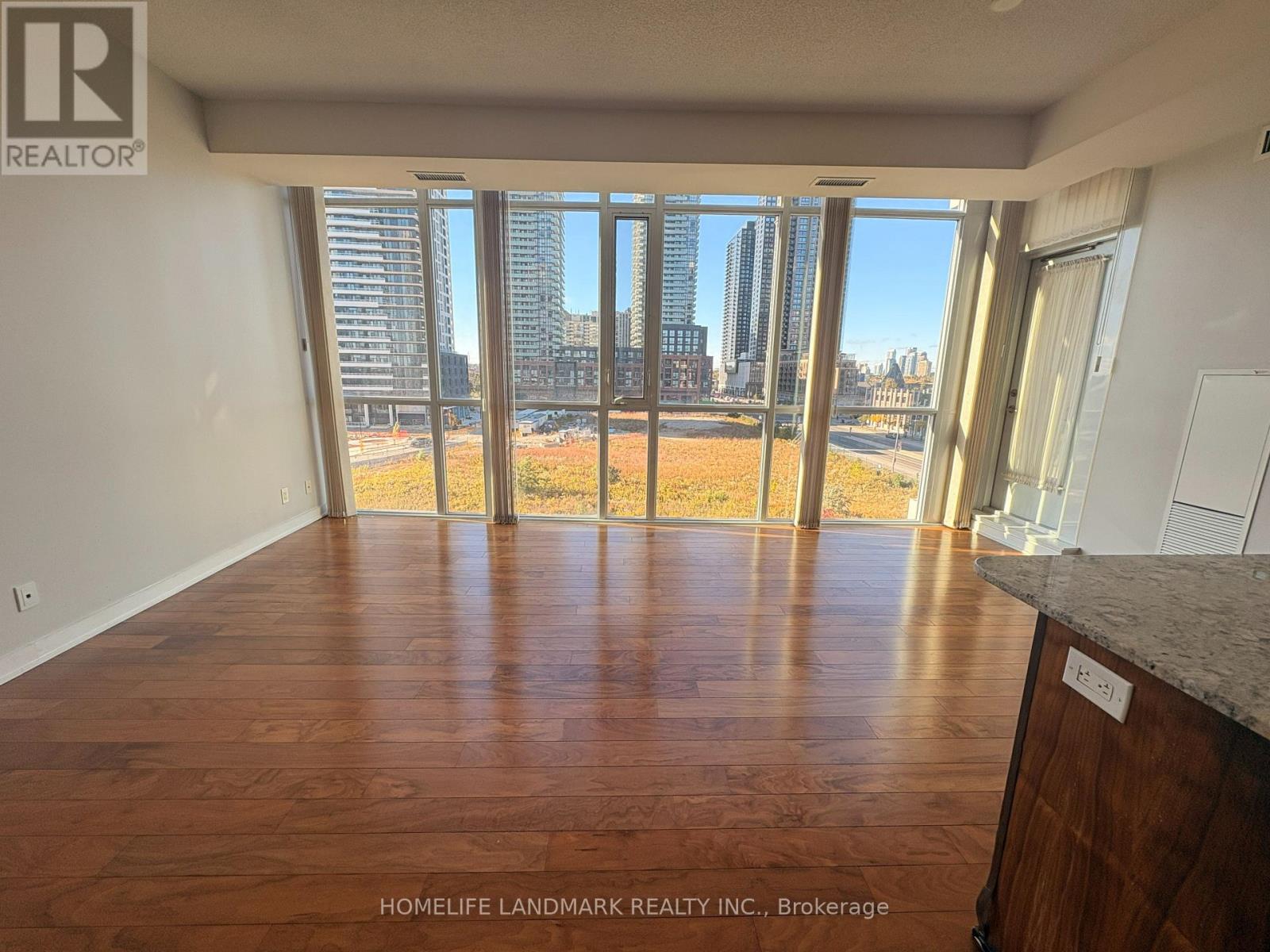 507 - 4099 Brickstone Mews, Mississauga, Ontario  L5B 0G2 - Photo 3 - W13725330