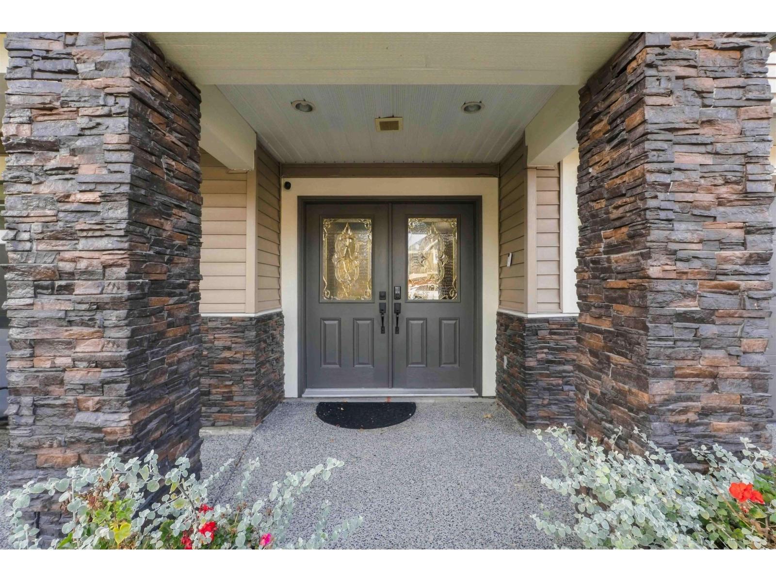 2753 Carriage Court, Abbotsford, British Columbia  V4X 0A3 - Photo 3 - R3172202