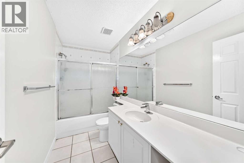 22 Hidden Creek Drive Nw, Calgary, Alberta  T3A 6A5 - Photo 31 - A2345098