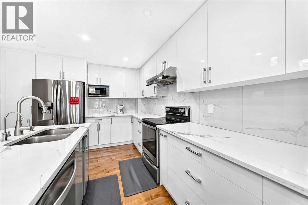 22 Hidden Creek Drive Nw, Calgary, Alberta  T3A 6A5 - Photo 7 - A2345098