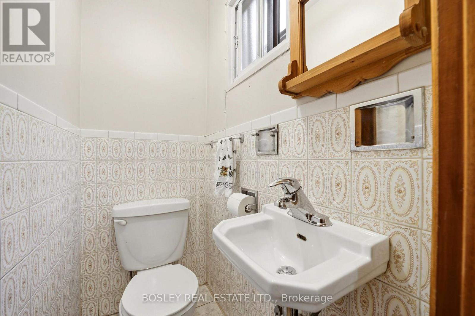 44 Conway Avenue, Toronto, Ontario M6E 1H2 - Photo 23 - C13865220