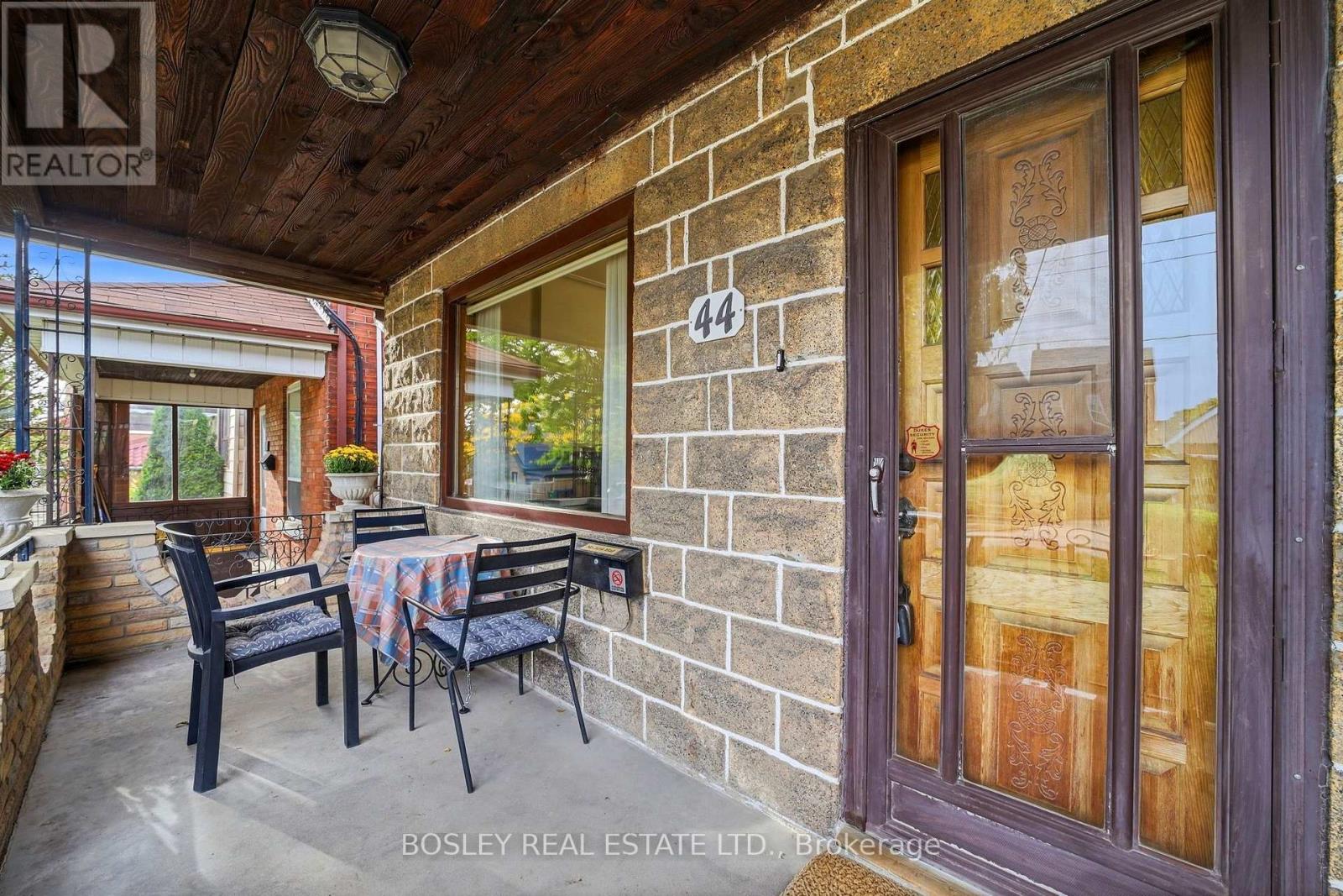 44 Conway Avenue, Toronto, Ontario M6E 1H2 - Photo 3 - C13865220