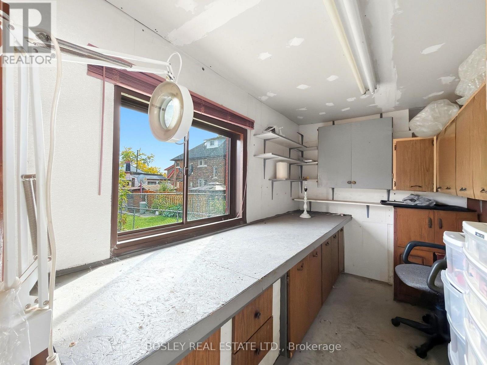 44 Conway Avenue, Toronto, Ontario M6E 1H2 - Photo 34 - C13865220
