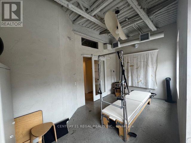 2nd Floor - 1564 Queen Street W, Toronto, Ontario  M6R 1A6 - Photo 13 - W13865210