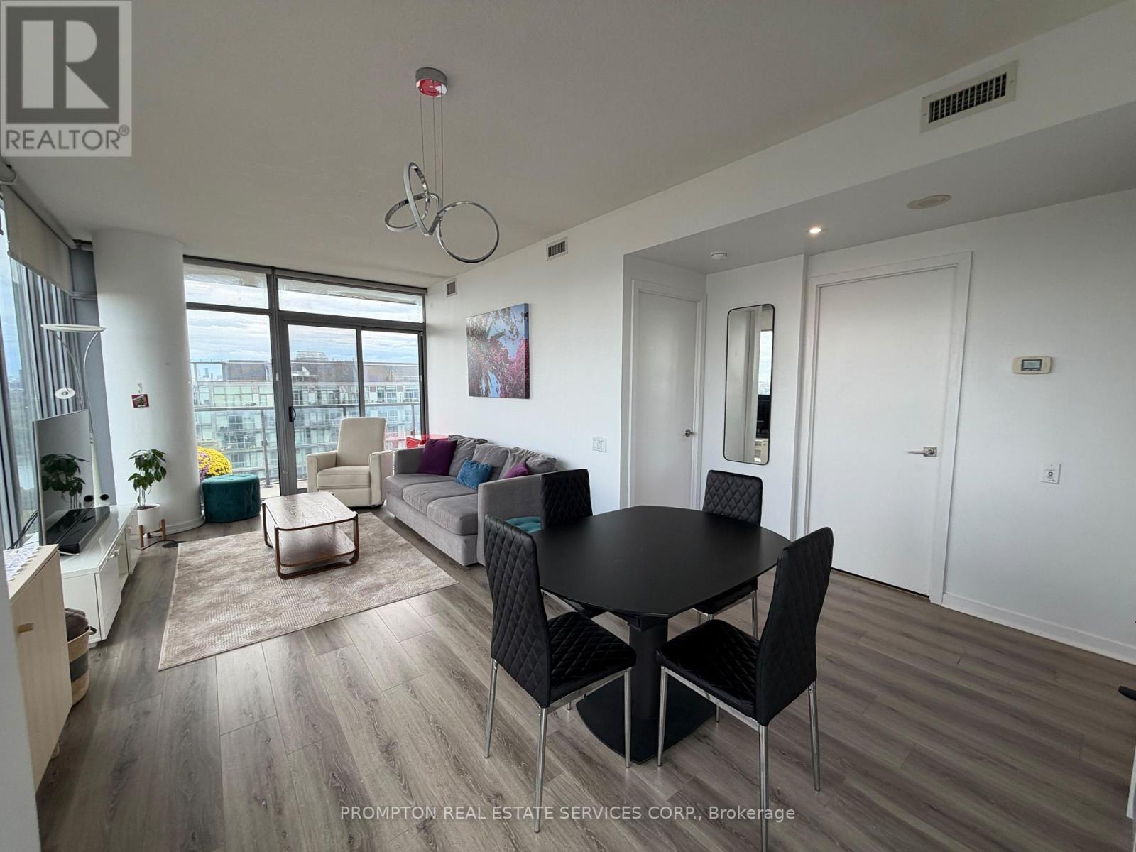 3011 - 105 The Queensway, Toronto, Ontario  M6S 5B5 - Photo 2 - W13865222