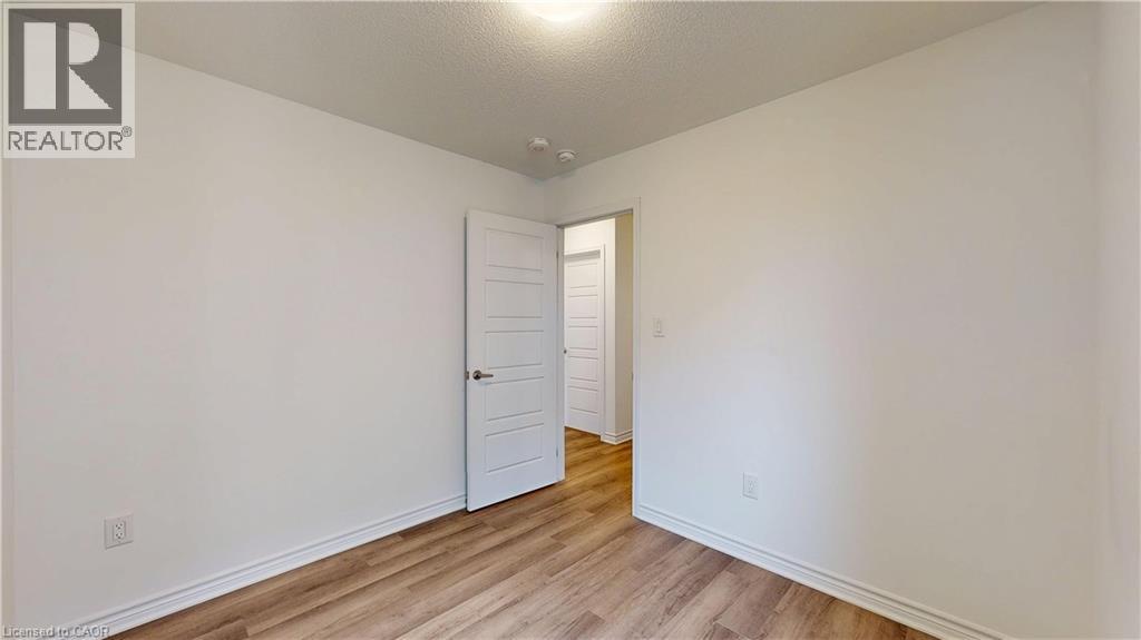 1565 Denison Place, Milton, Ontario  L9E 1Y2 - Photo 18 - 40867812
