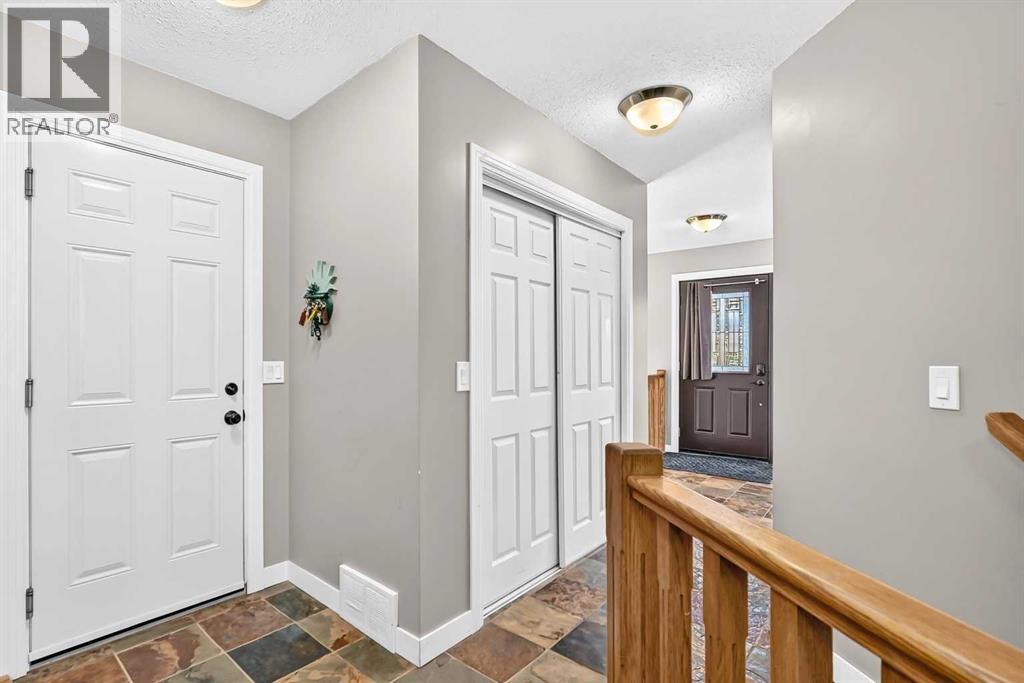 200 Downey Place, Okotoks, Alberta  T1S 1H3 - Photo 30 - A2347498