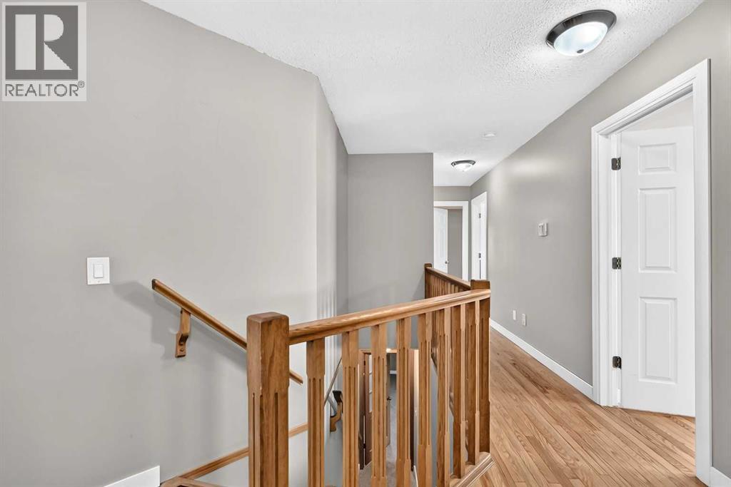 200 Downey Place, Okotoks, Alberta  T1S 1H3 - Photo 31 - A2347498