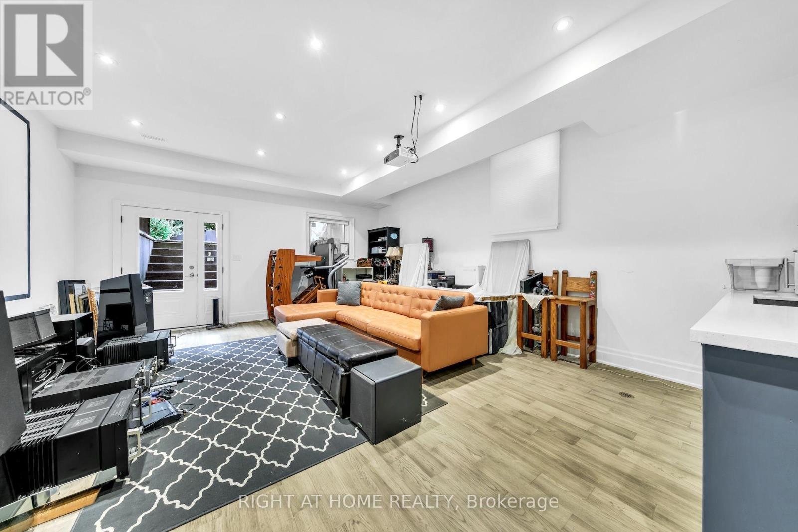 185 Soudan Avenue, Toronto, Ontario  M4S 1V5 - Photo 23 - C13865248