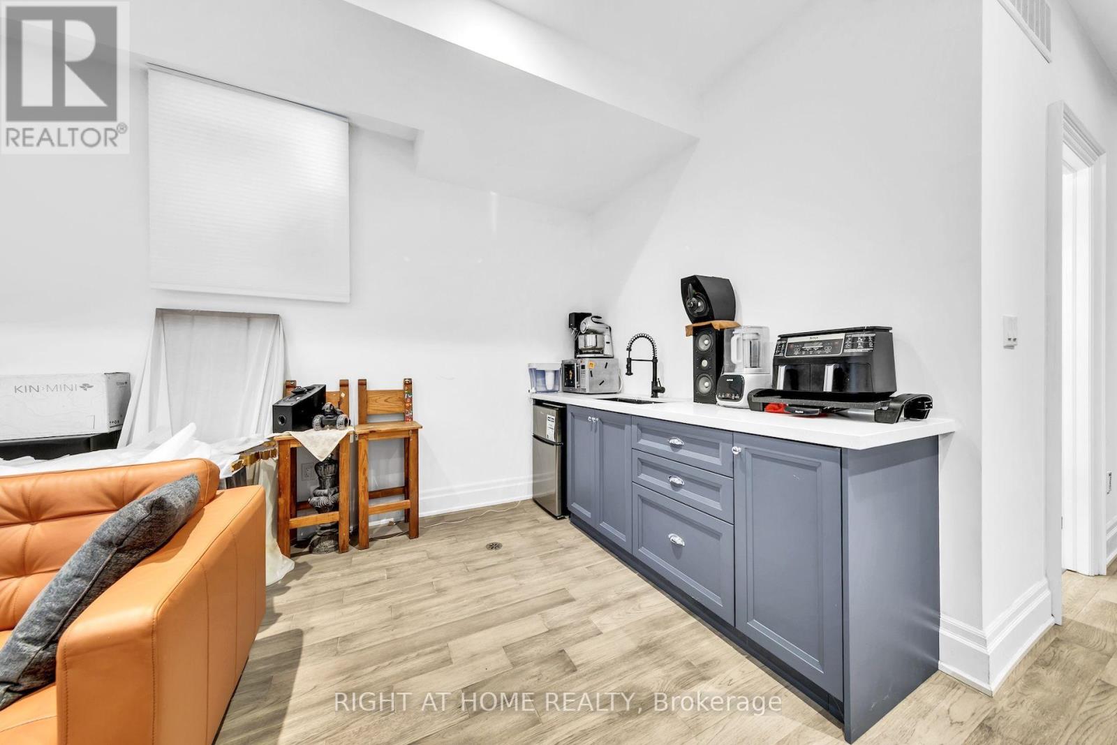 185 Soudan Avenue, Toronto, Ontario  M4S 1V5 - Photo 24 - C13865248