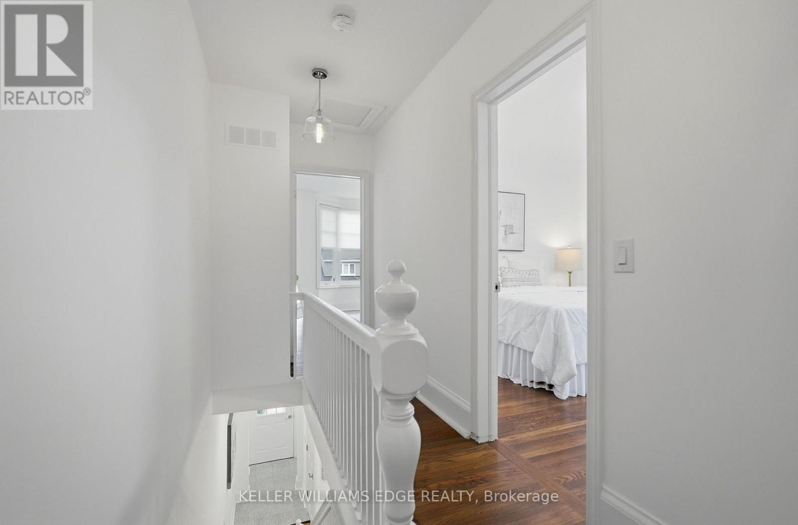 28 Conway Avenue, Toronto, Ontario  M6E 1H2 - Photo 18 - C13865252