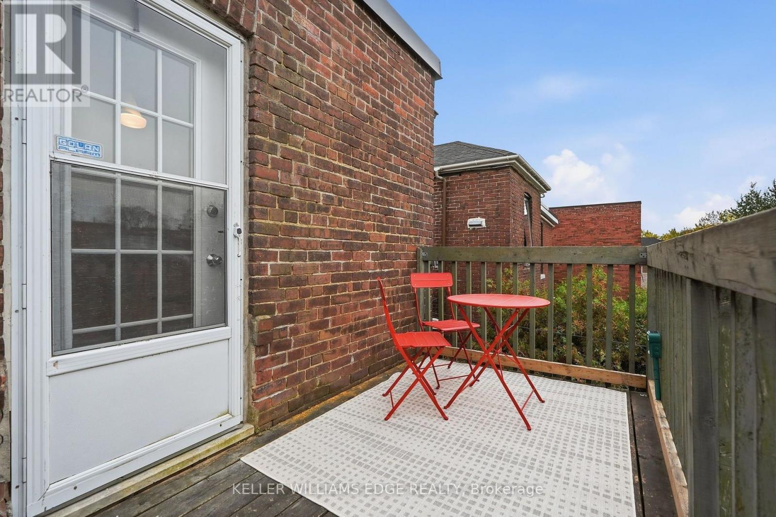 28 Conway Avenue, Toronto, Ontario  M6E 1H2 - Photo 22 - C13865252