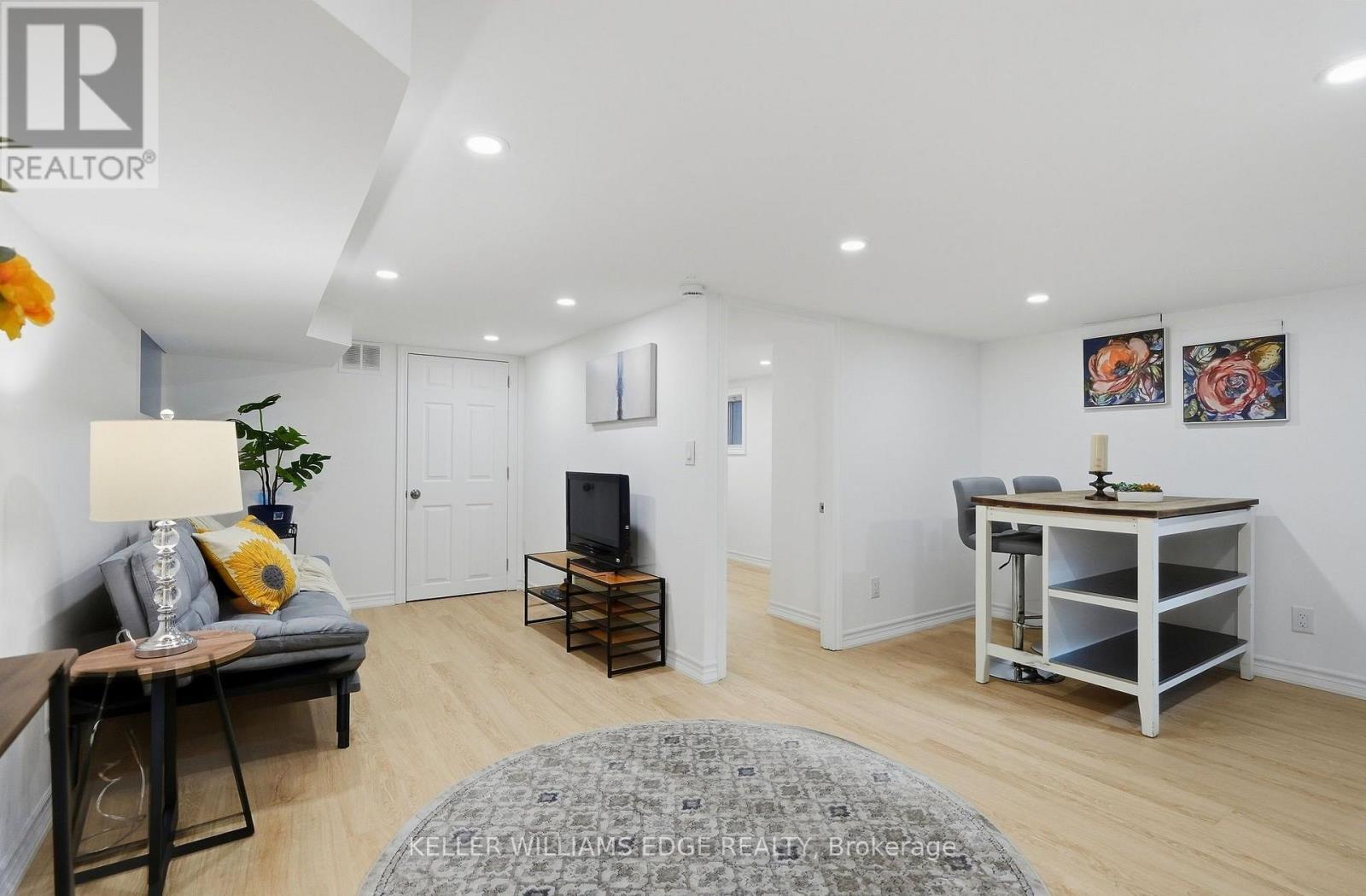 28 Conway Avenue, Toronto, Ontario  M6E 1H2 - Photo 32 - C13865252