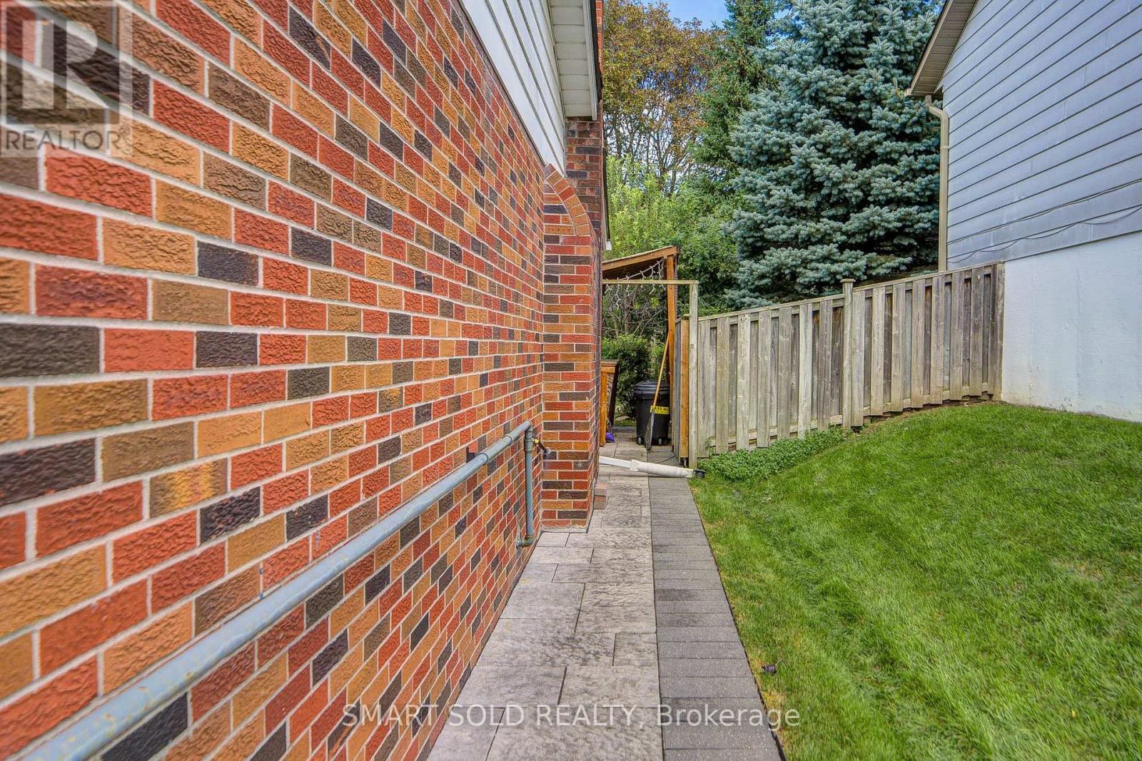 24 Hamilton Hall Drive, Markham, Ontario  L3P 2P2 - Photo 29 - N13865228