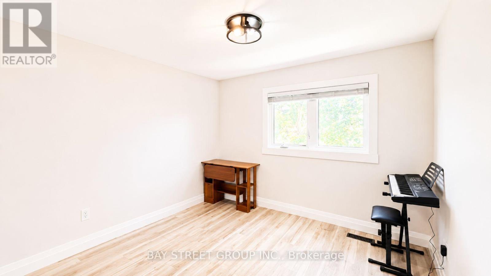 245 Browning Trail, Barrie, Ontario  L4N 5C9 - Photo 23 - S13865258