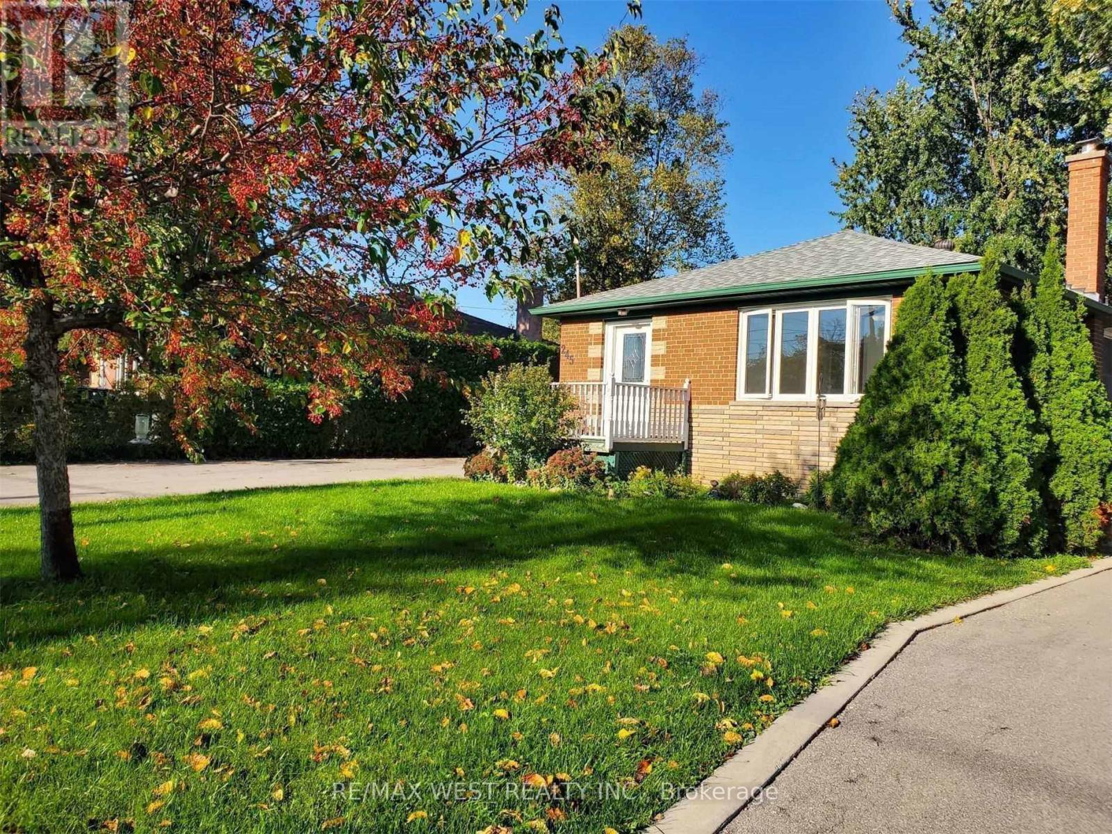 245 KINGSLEIGH COURT, Milton, Ontario