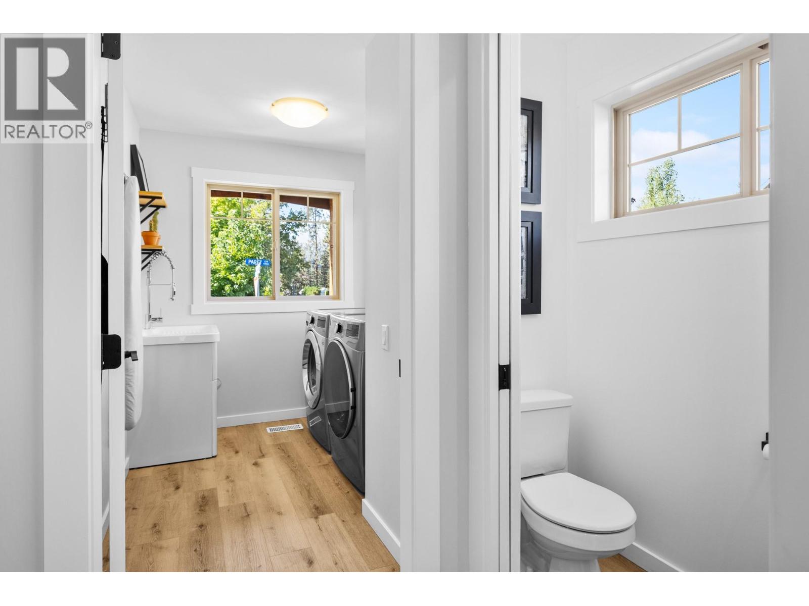 905 Paret Crescent, Kelowna, British Columbia  V1W 4X8 - Photo 28 - 10402275