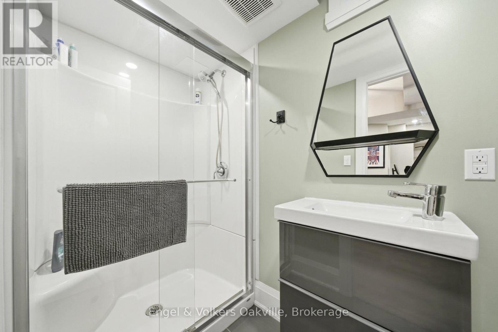 44 Keewaydin Street, Hamilton, Ontario  L8B 0K6 - Photo 41 - X13865282