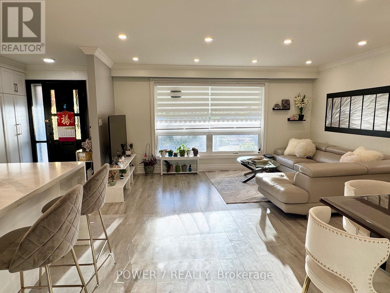 3 Brantwood Drive, Toronto, Ontario  M1H 2G5 - Photo 7 - E13865286