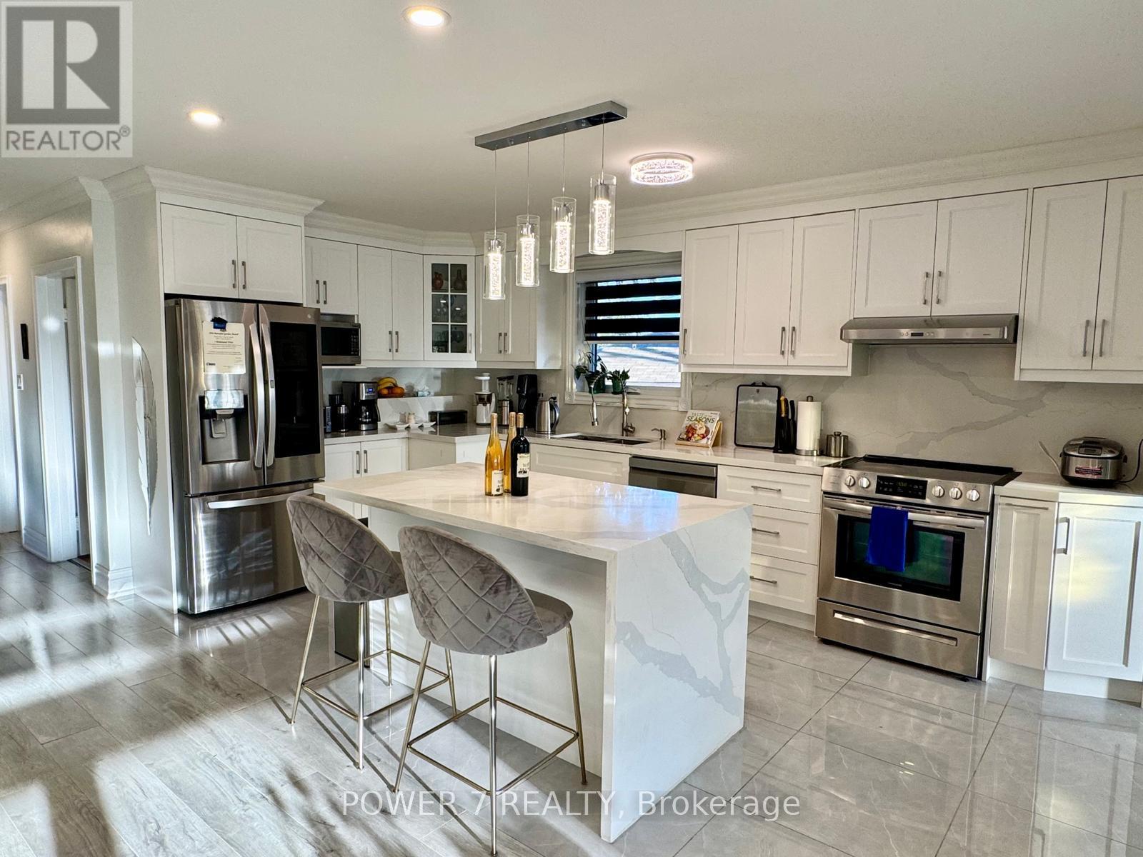 3 Brantwood Drive, Toronto, Ontario  M1H 2G5 - Photo 8 - E13865286