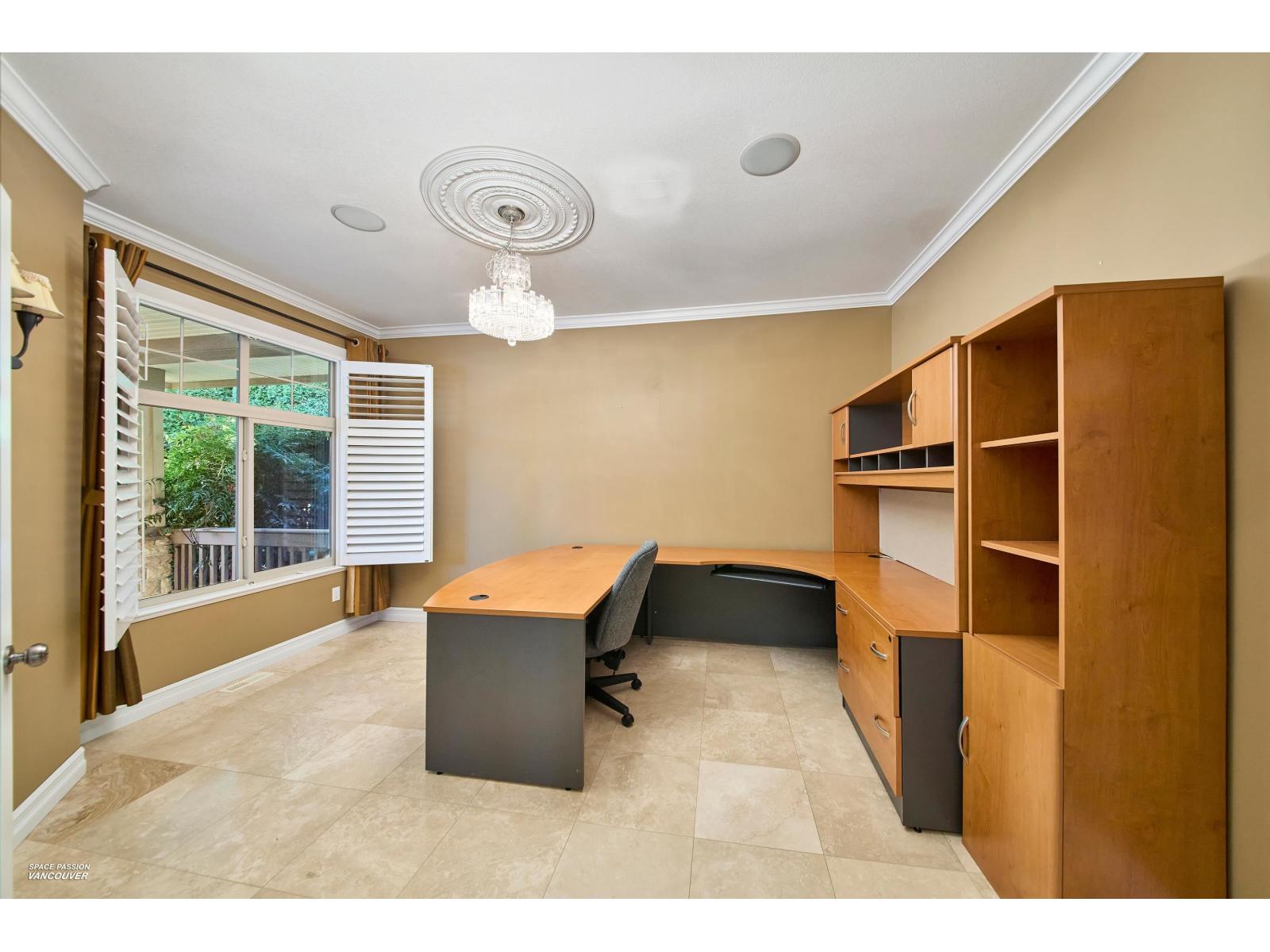 15527 37a Avenue, Surrey, British Columbia  V3Z 0H6 - Photo 9 - R3171504