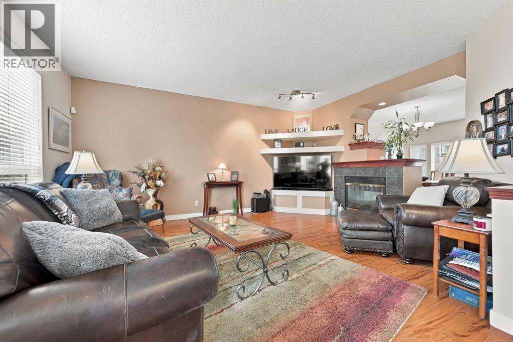 211 Royal Birch Way NW, Calgary, Alberta  T3G 5X9 - Photo 10 - A2350210