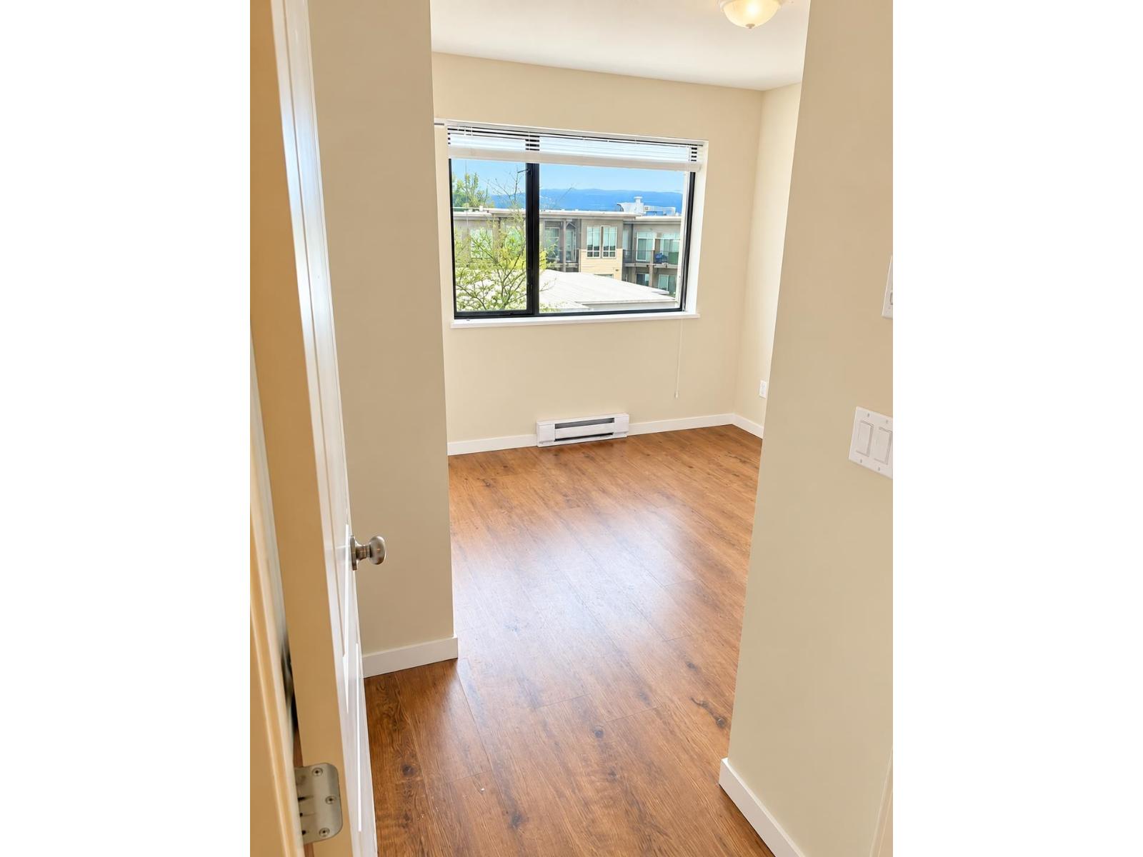 3f 10866 City Parkway, Surrey, British Columbia  V3T 5W9 - Photo 12 - R3170272