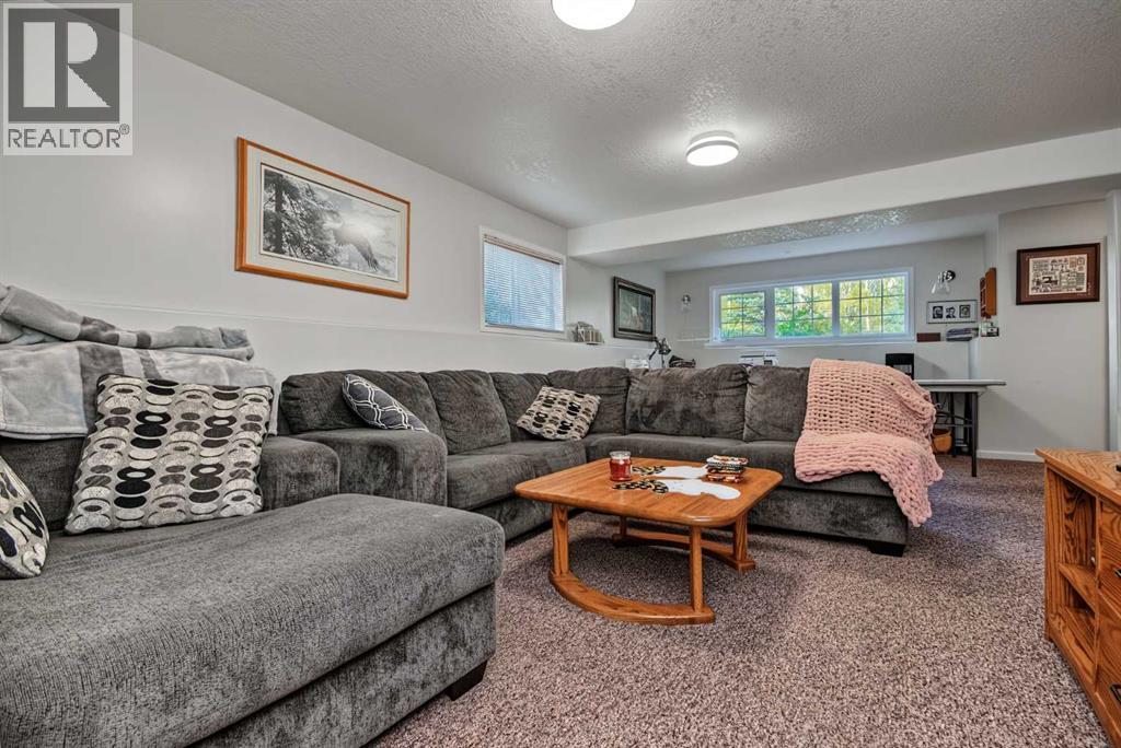 94038B -- 702 Township