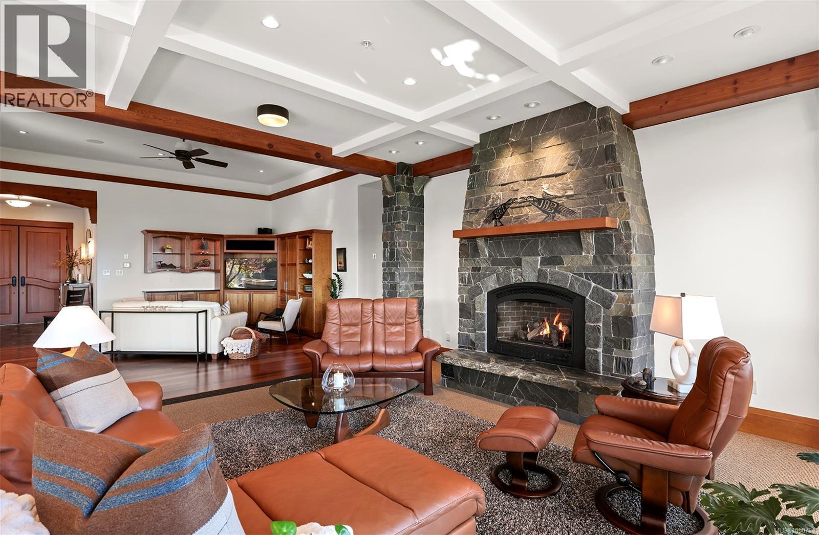 341 3666 Royal Vista Way