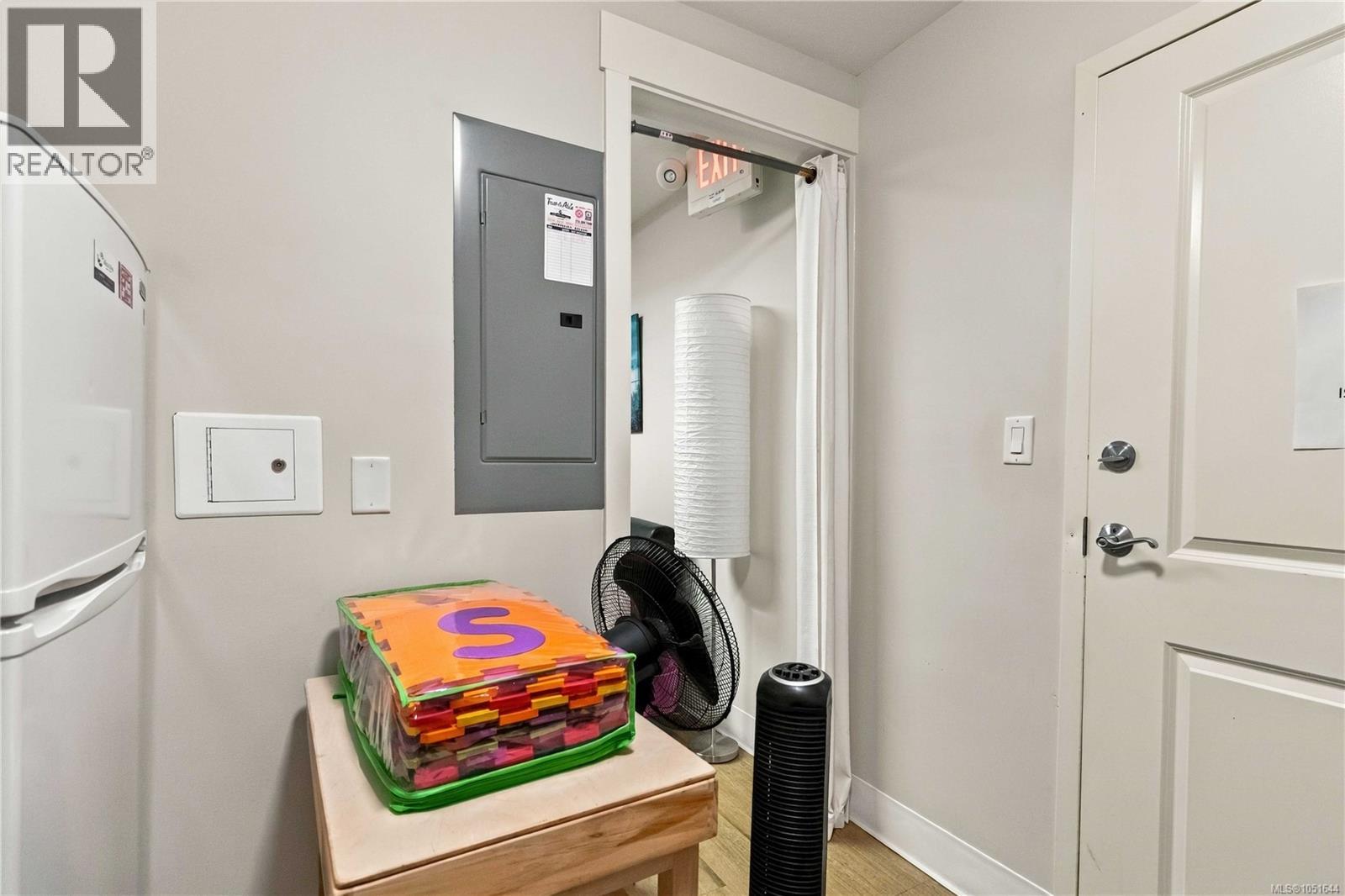 101 2220 Sooke Rd, Colwood, British Columbia  V9B 0G9 - Photo 27 - 1051644