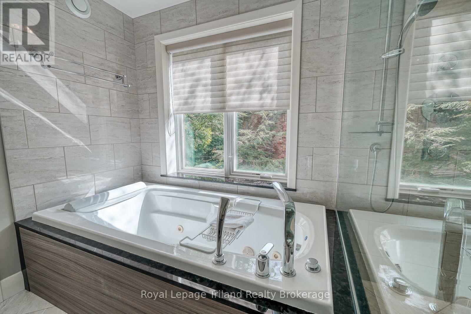 28 Segal Drive, Tillsonburg, Ontario  N4G 5A1 - Photo 26 - X13865358