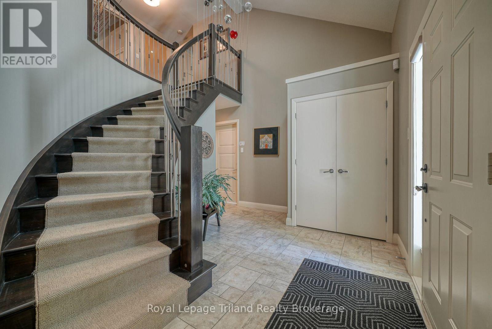 28 Segal Drive, Tillsonburg, Ontario  N4G 5A1 - Photo 4 - X13865358