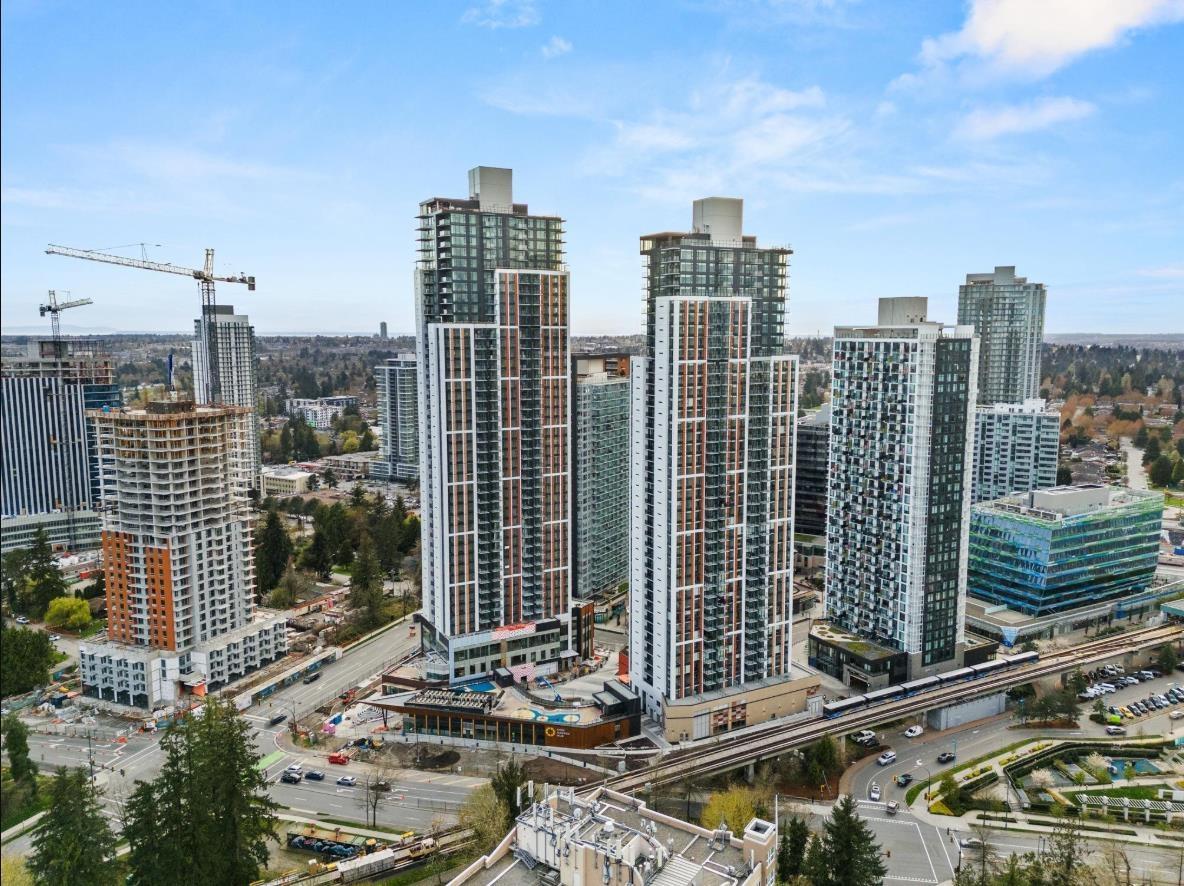 410 13725 GEORGE JCT, Surrey, British Columbia