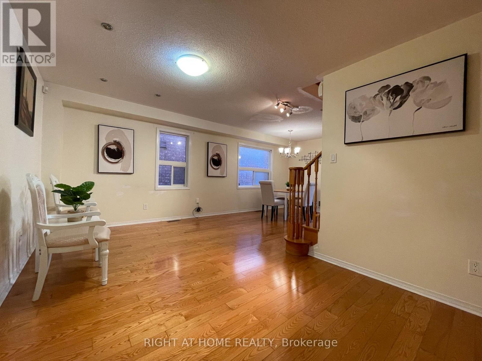 106 Novella Road, Vaughan, Ontario  L4K 5K7 - Photo 5 - N13559532