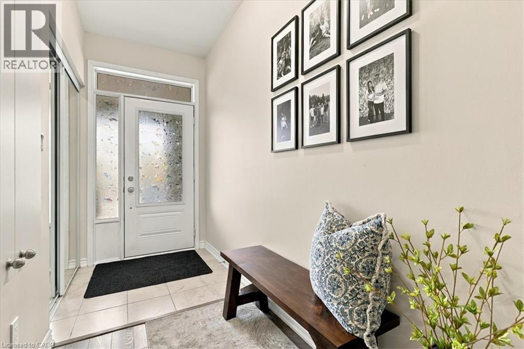 908 Apple Hill Lane, Kitchener, Ontario  N2R 0L7 - Photo 6 - 40868966