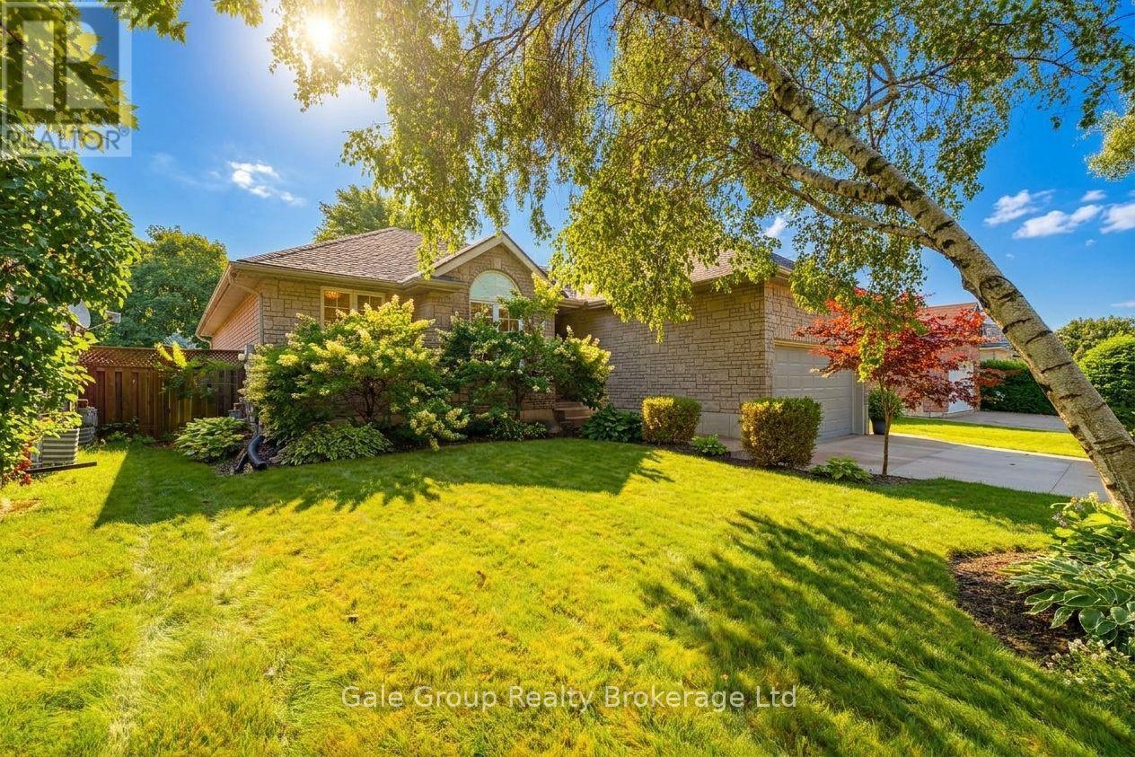 471 ONTARIO STREET, Woodstock, Ontario