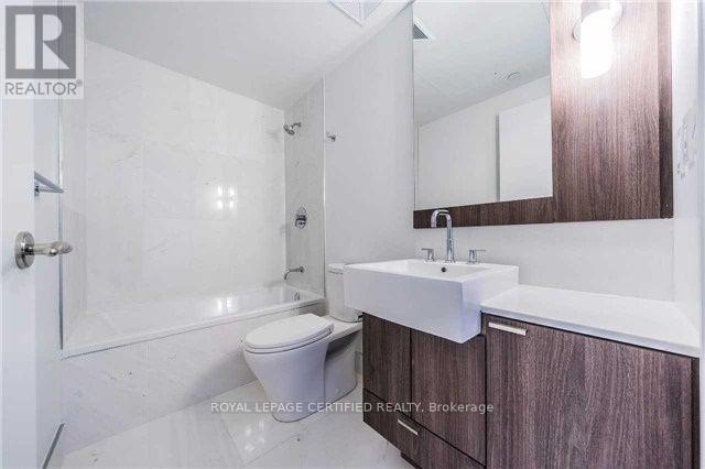2211 - 88 Blue Jays Way, Toronto, Ontario  M5V 0L7 - Photo 8 - C13865300