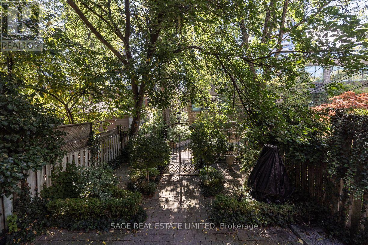 41 Chicora Avenue, Toronto, Ontario  M5R 1T7 - Photo 37 - C13865362